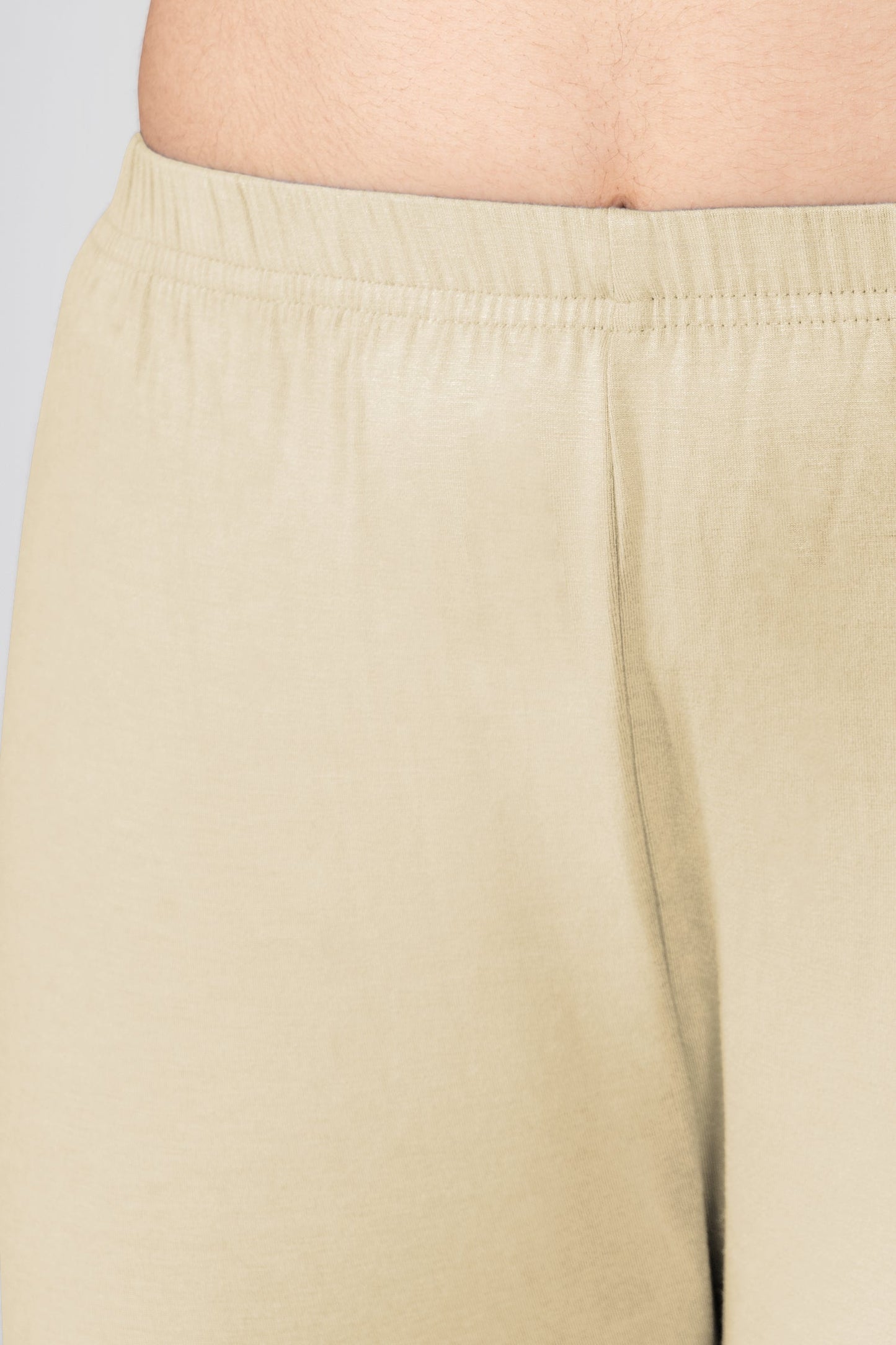 Noble Yellow Viscose Capri Leggings