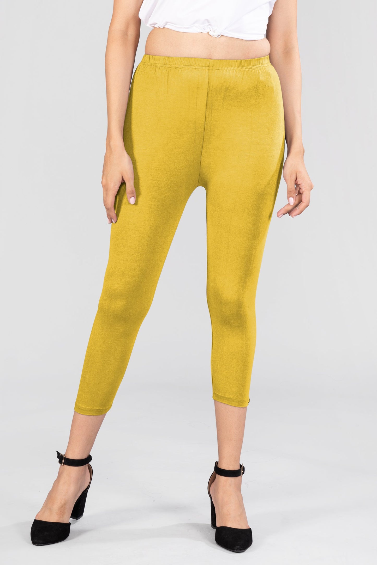 Golden Delight Viscose Capri Leggings