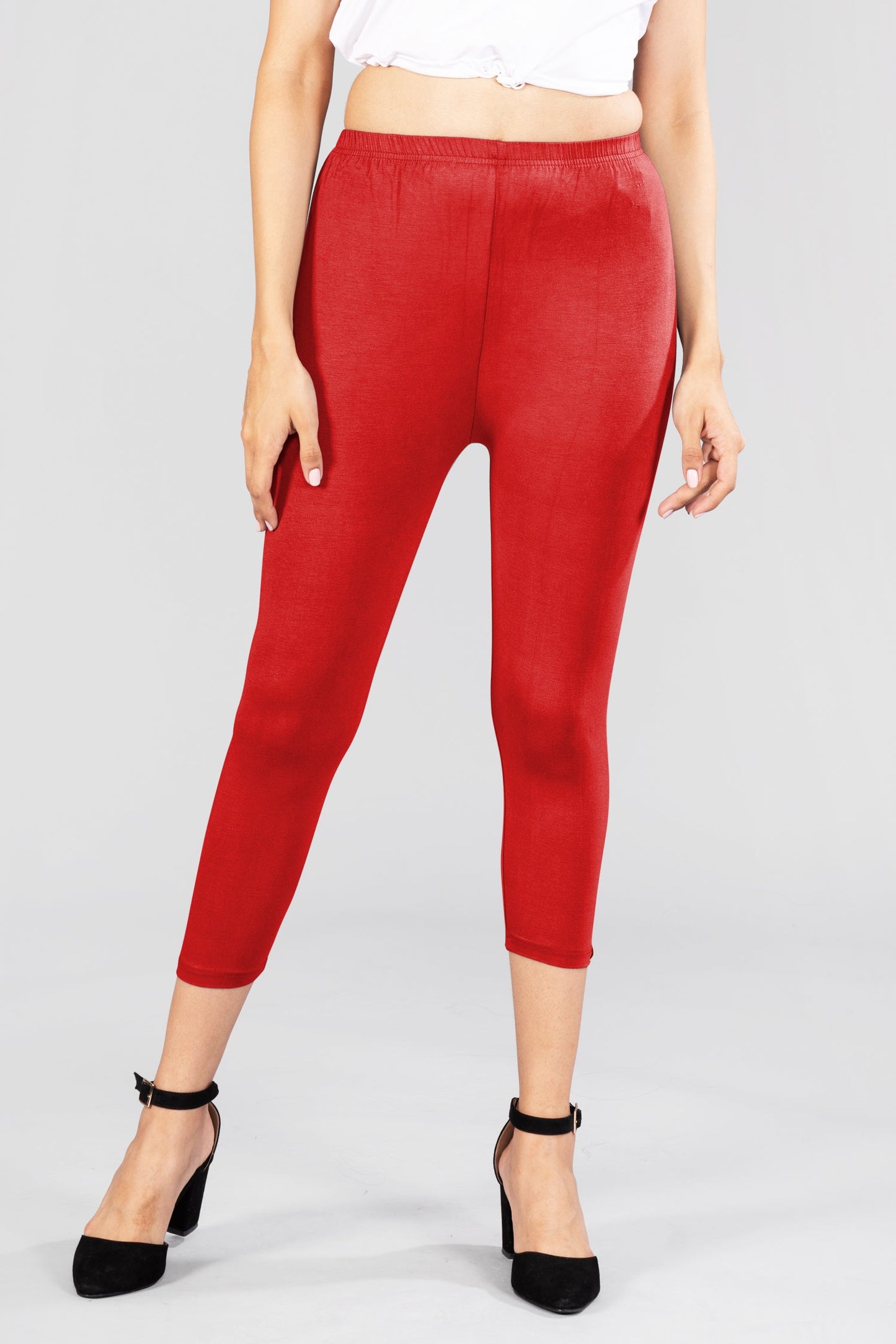 Platonic Red Viscose Capri Leggings