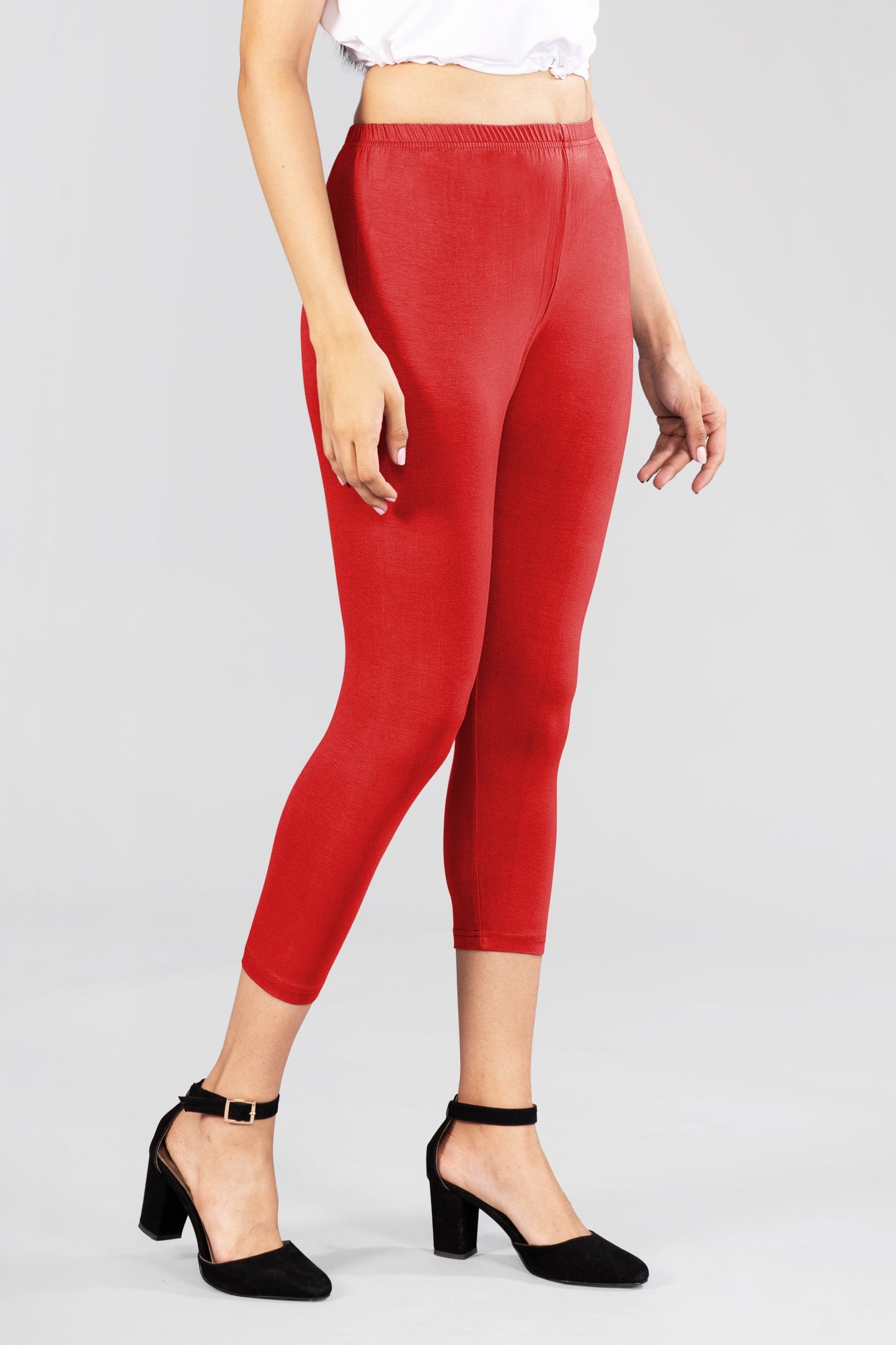 Platonic Red Viscose Capri Leggings