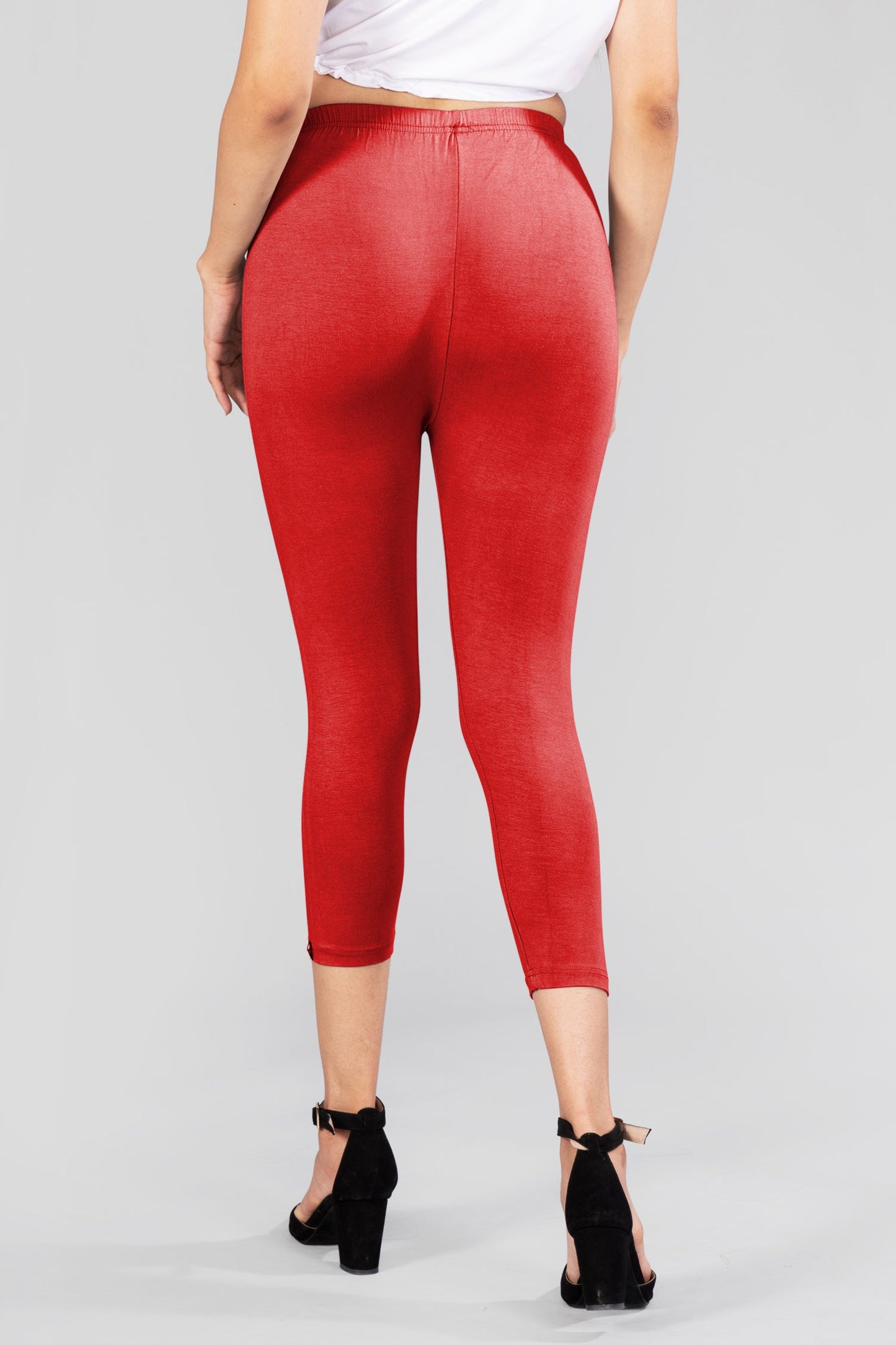 Platonic Red Viscose Capri Leggings